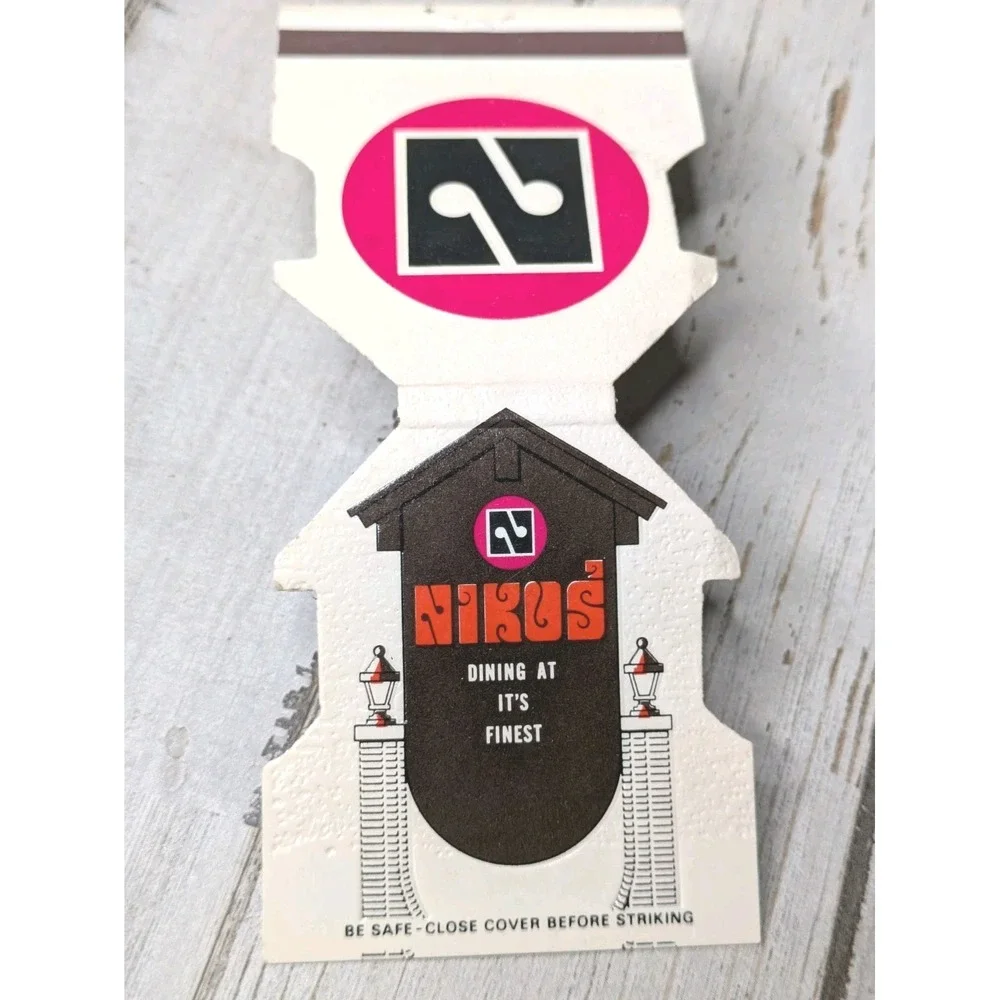 Vintage Matchbook Cover Niko's Fine Dining Restaurant Banquet‎ Die Cut 30 Strike